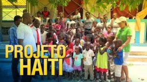Crianças no Haiti citam o salmo 23