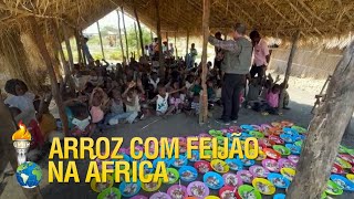 Projeto Arroz com Feijão para as crianças na África