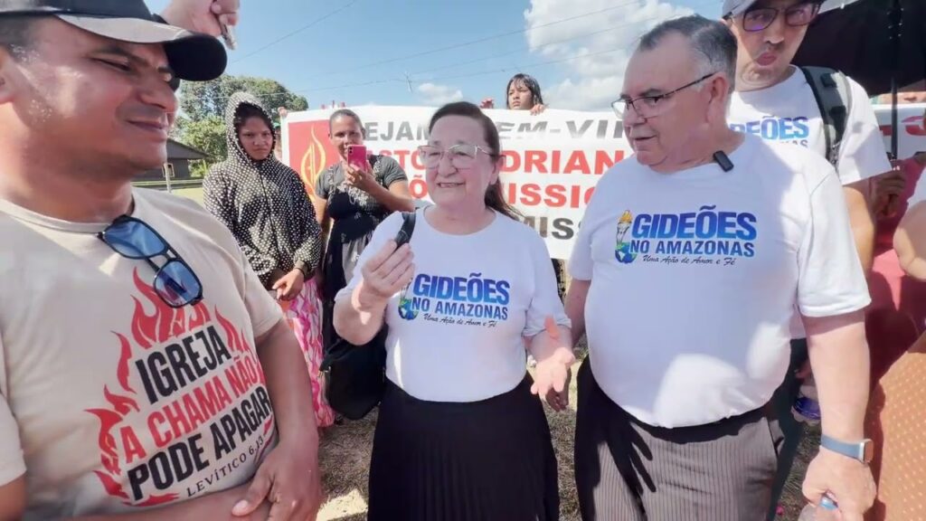 VISITA DOS GIDEÕES A COMUNIDADE DE ÁGUA AZUL
